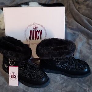 Juicy Couture Kissme black size 7.5 Womens BNT